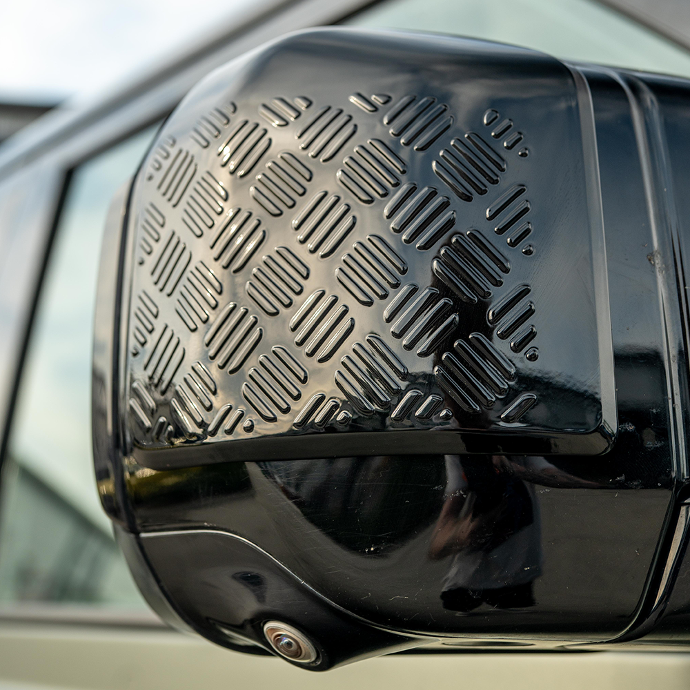 LAND ROVER DEFENDER L663 110 GLOSS BLACK ANTI SCRATCH TRIM SET (2020+)