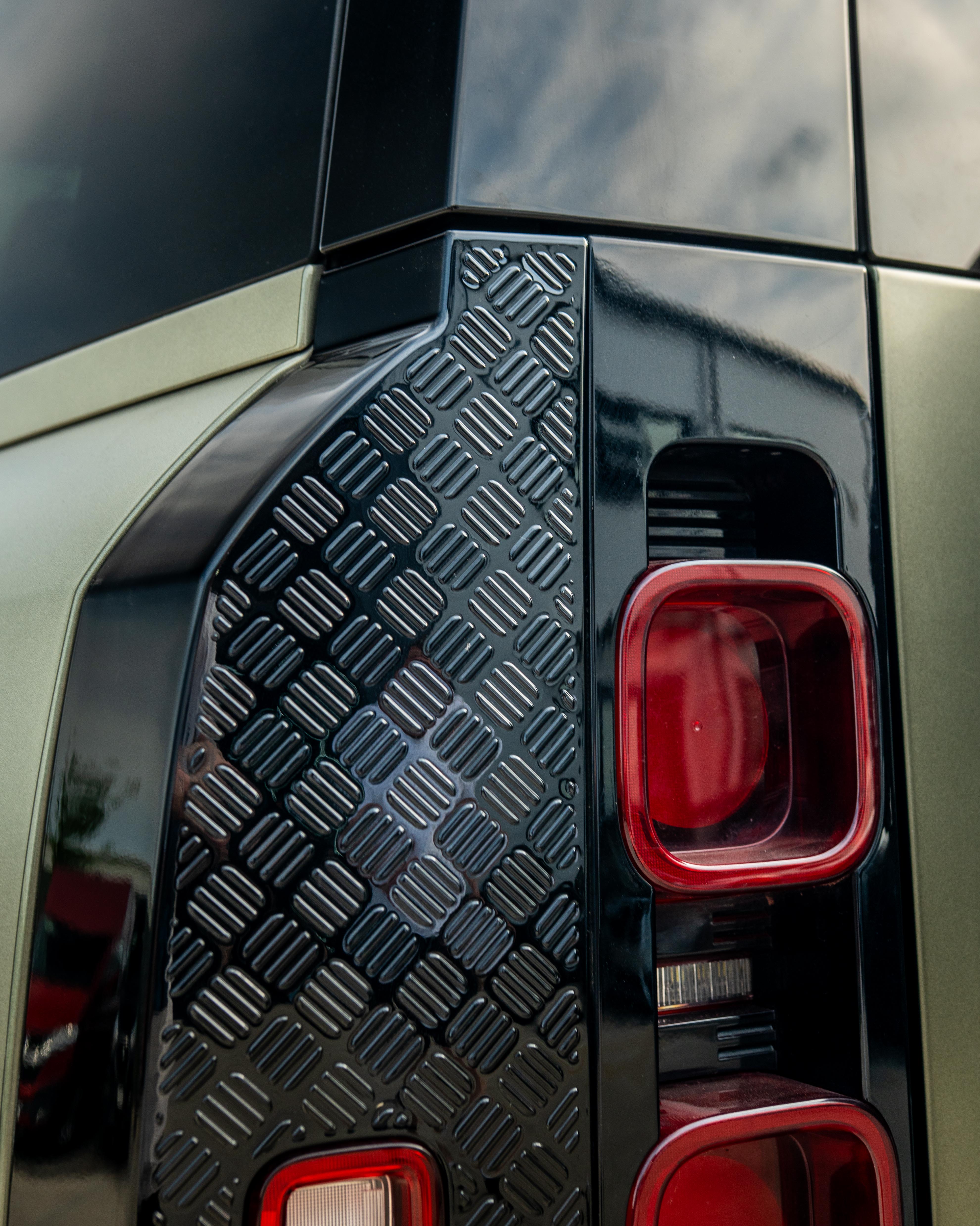 LAND ROVER DEFENDER L663 110 GLOSS BLACK ANTI SCRATCH TRIM SET (2020+)