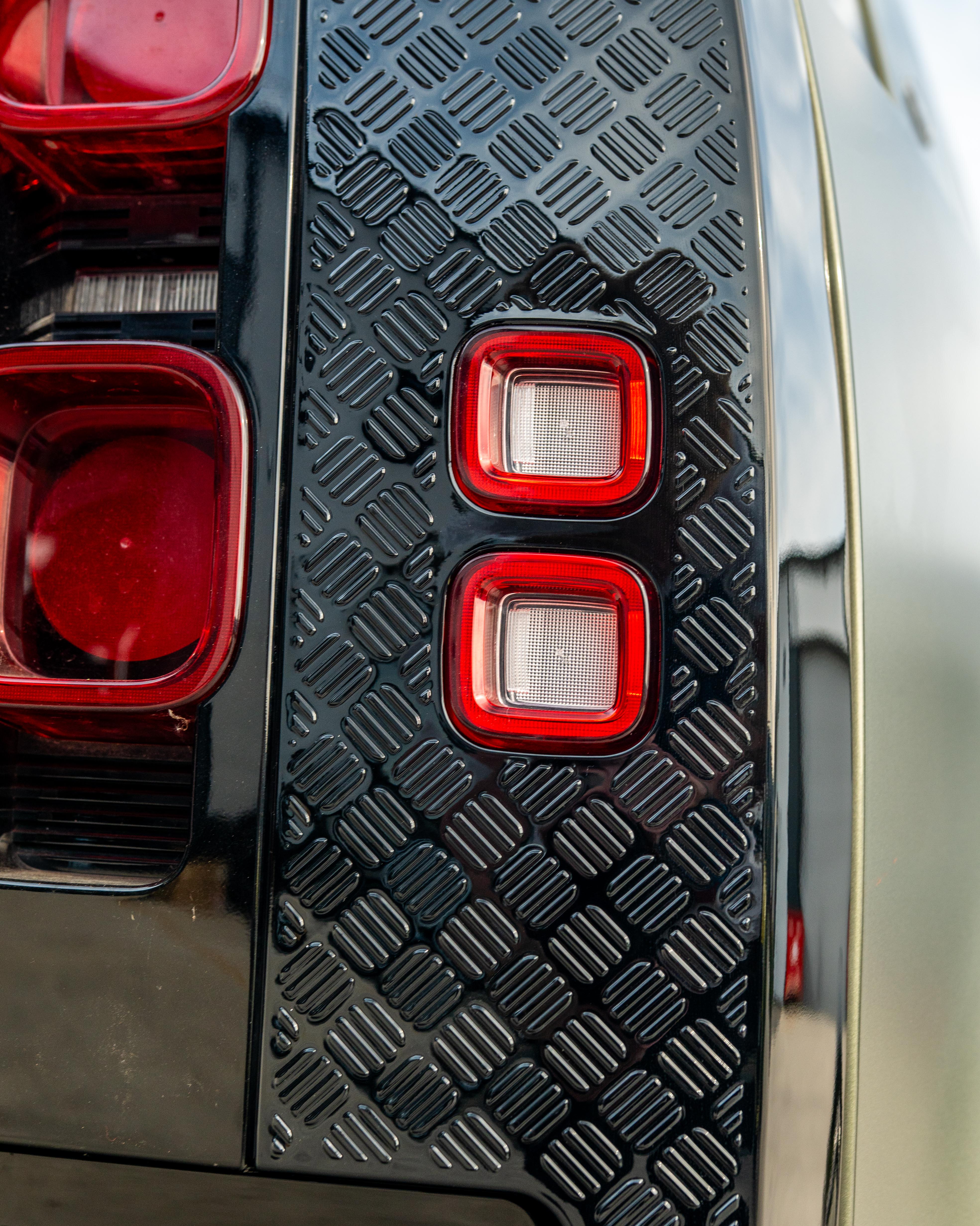 LAND ROVER DEFENDER L663 110 GLOSS BLACK ANTI SCRATCH TRIM SET (2020+)
