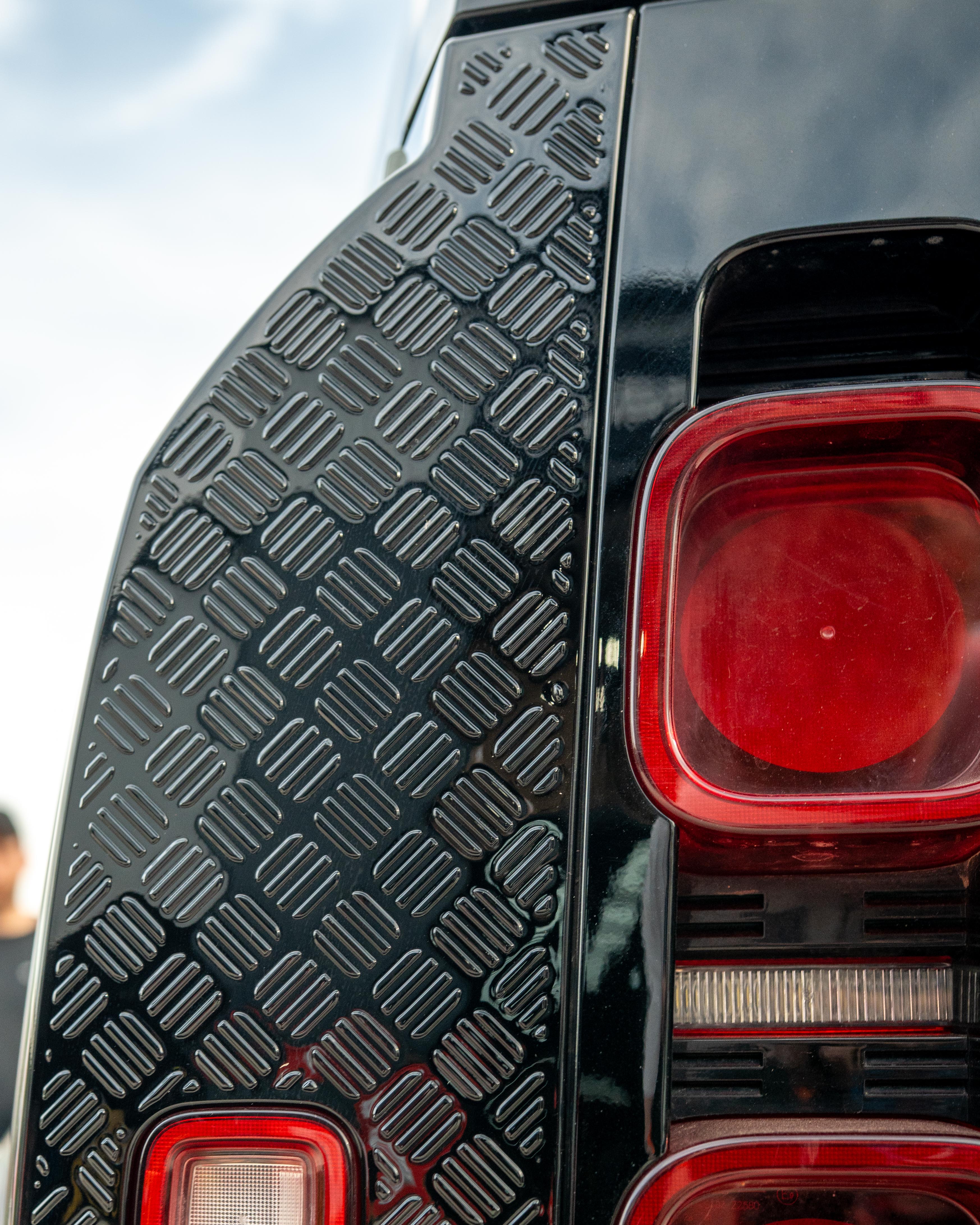 LAND ROVER DEFENDER L663 110 GLOSS BLACK ANTI SCRATCH TRIM SET (2020+)