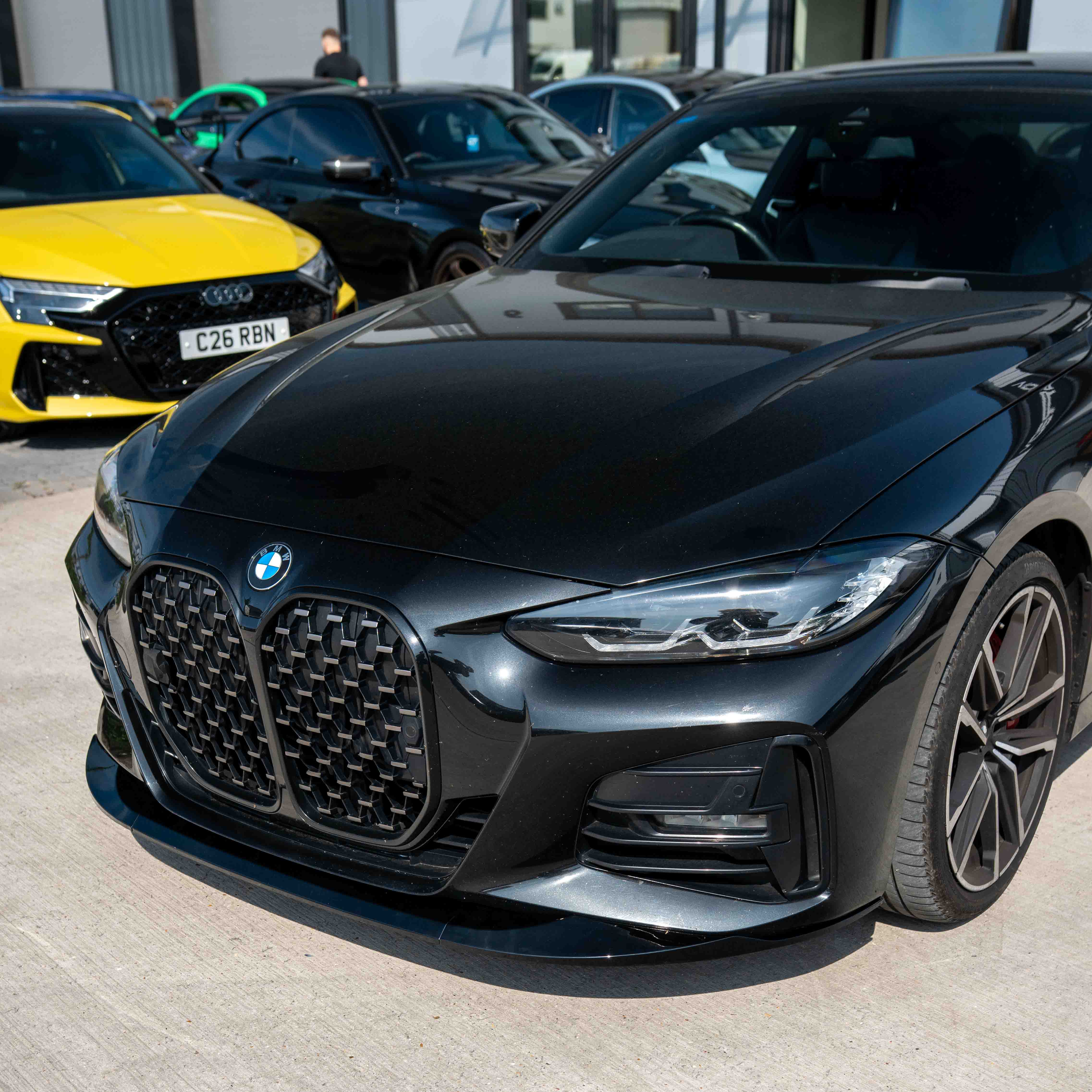 BMW G22 & G23 4 SERIES MP STYLE GLOSS BLACK SPLITTER (2020+)