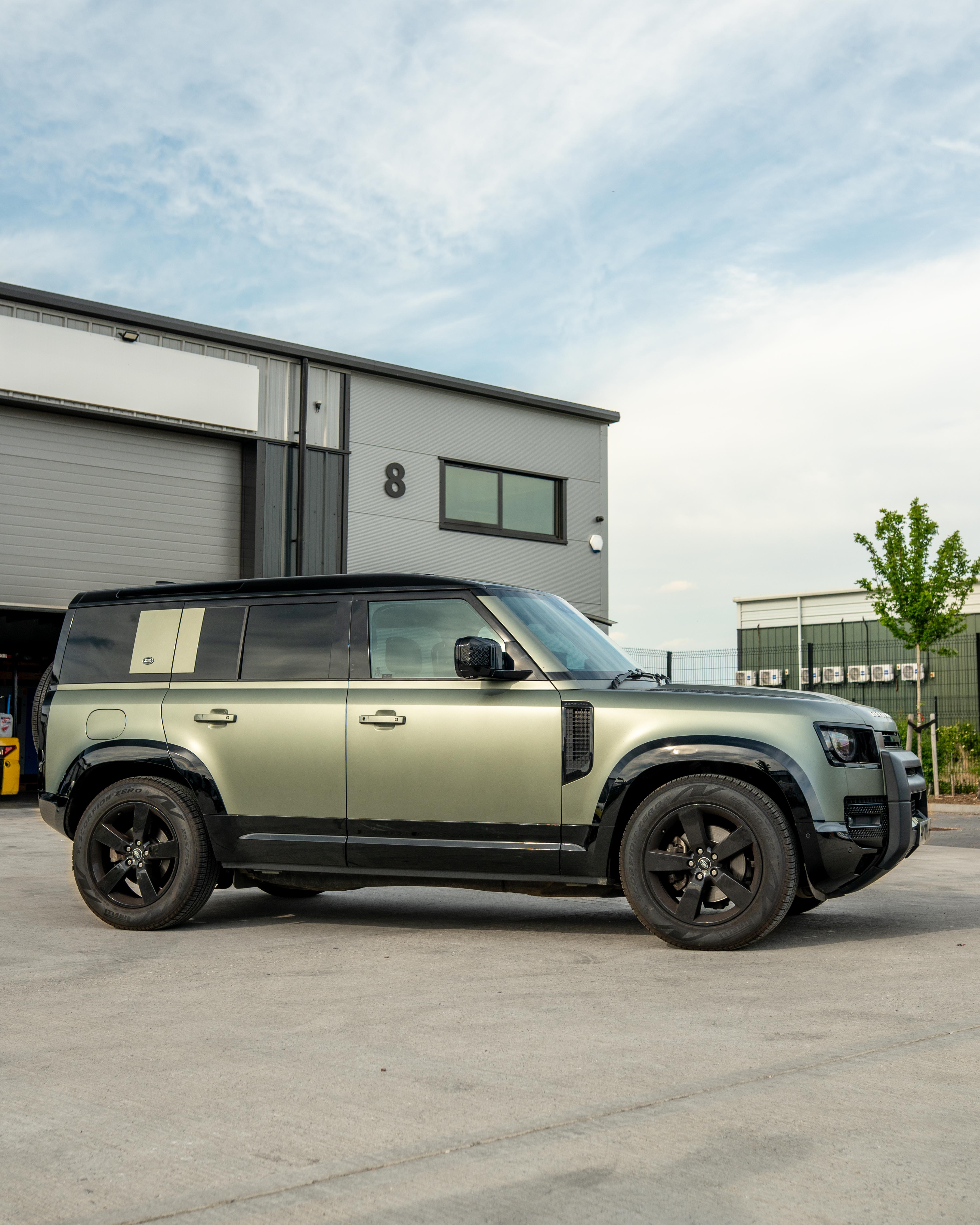 LAND ROVER DEFENDER L663 110 & 90 FRONT AND REAR GLOSS BLACK MIDDLE TRIM PACK (2020+)