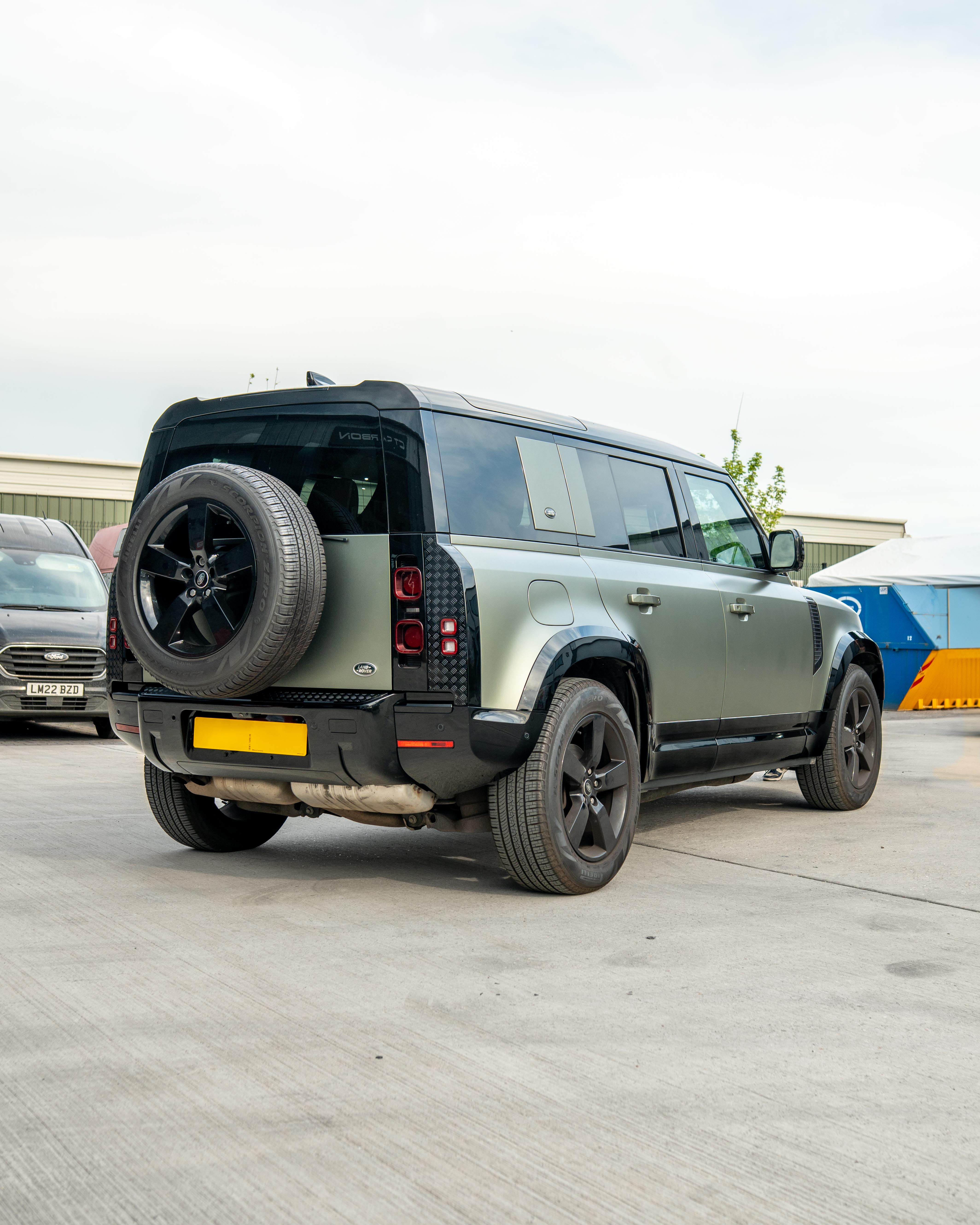 LAND ROVER DEFENDER L663 110 GLOSS BLACK ANTI SCRATCH TRIM SET (2020+)